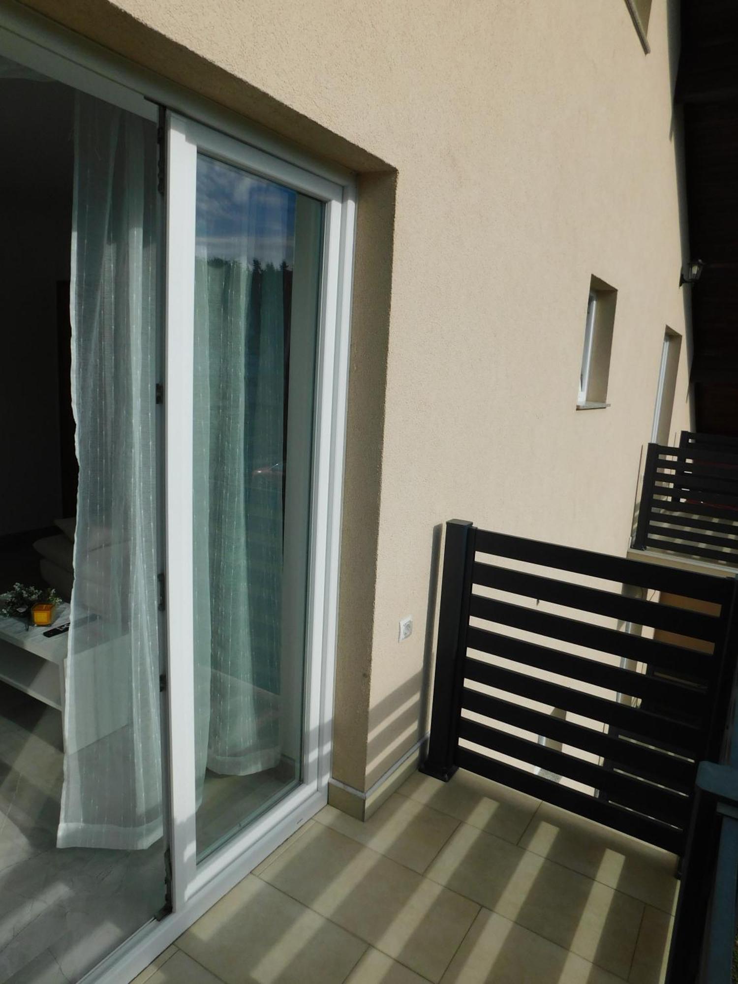 Apartman Nativis Otocac Luaran gambar