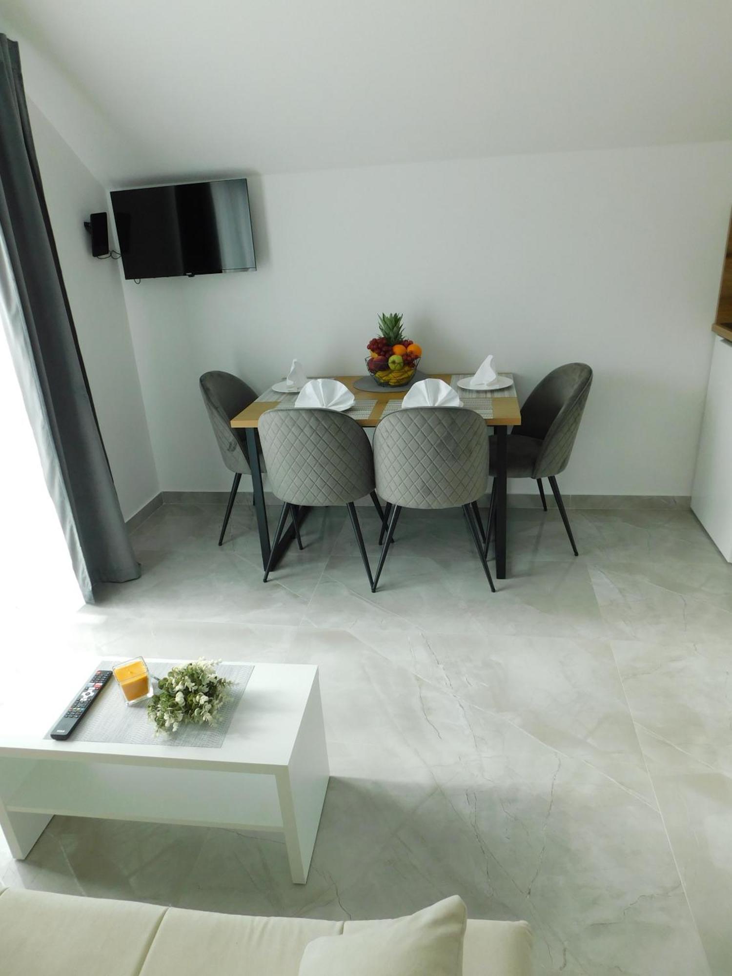 Apartman Nativis Otocac Luaran gambar
