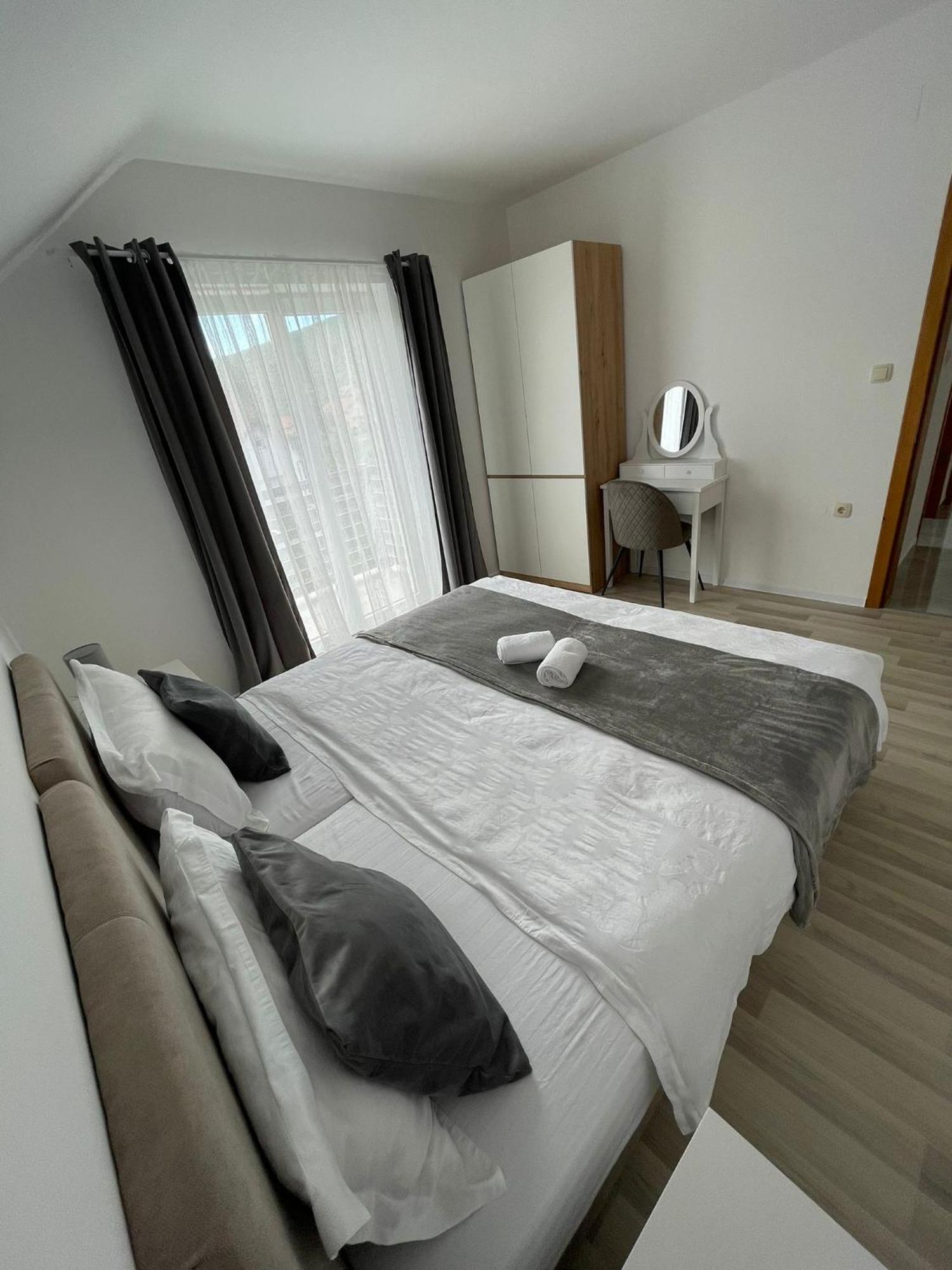 Apartman Nativis Otocac Luaran gambar